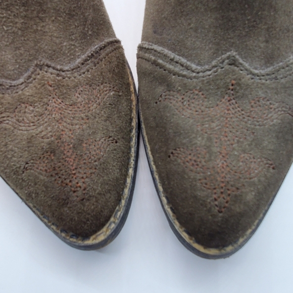 VERY VOLATILE Mules -Western Style Slip-ons - Picture 6 of 14